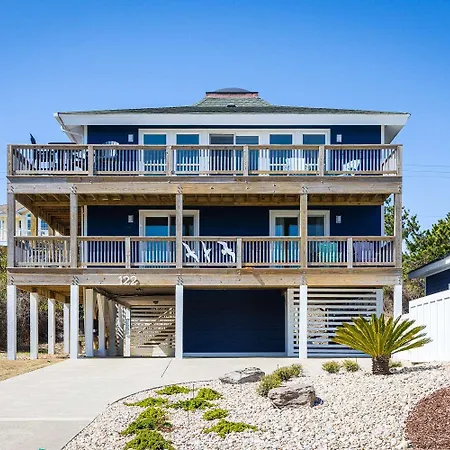 Newly Renovated Semi-Oceanfront Duck Home With Pool
